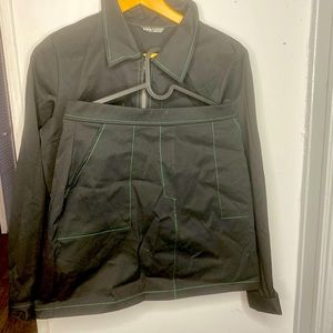 2 piece skirt set with green trim